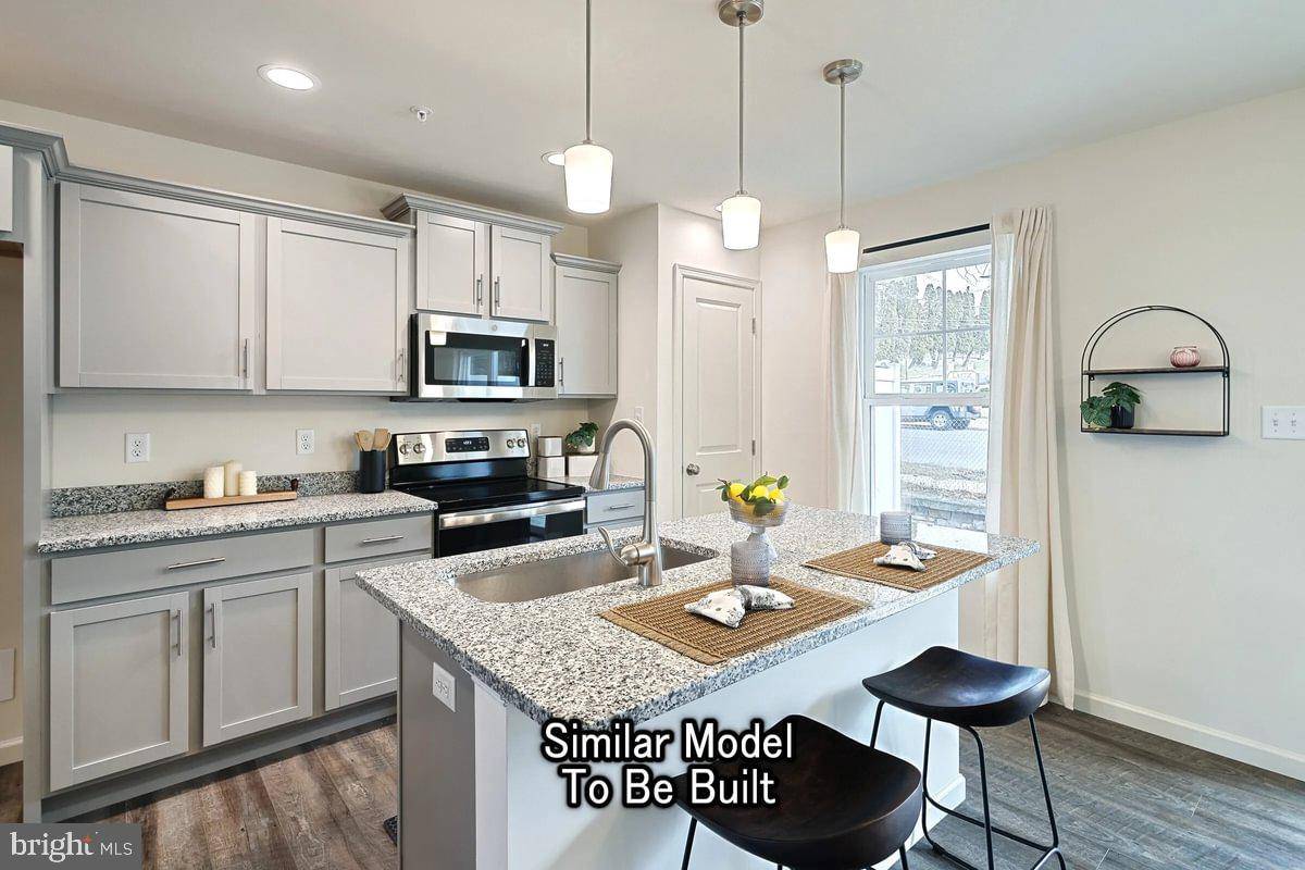 Reading, PA 19606,102 KUECHLER CT #LOT 10