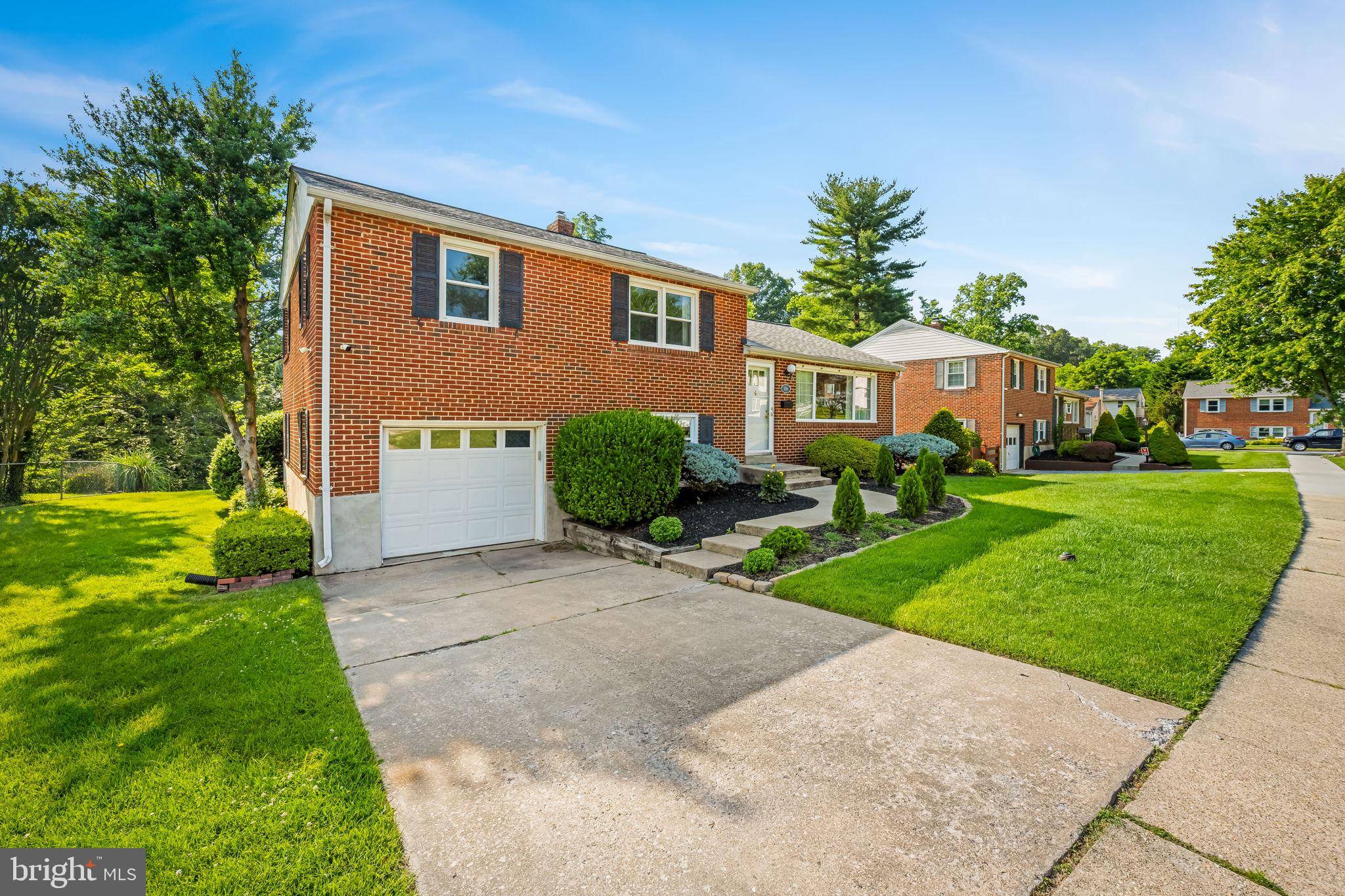 Catonsville, MD 21228,214 BROOKSIDE DR