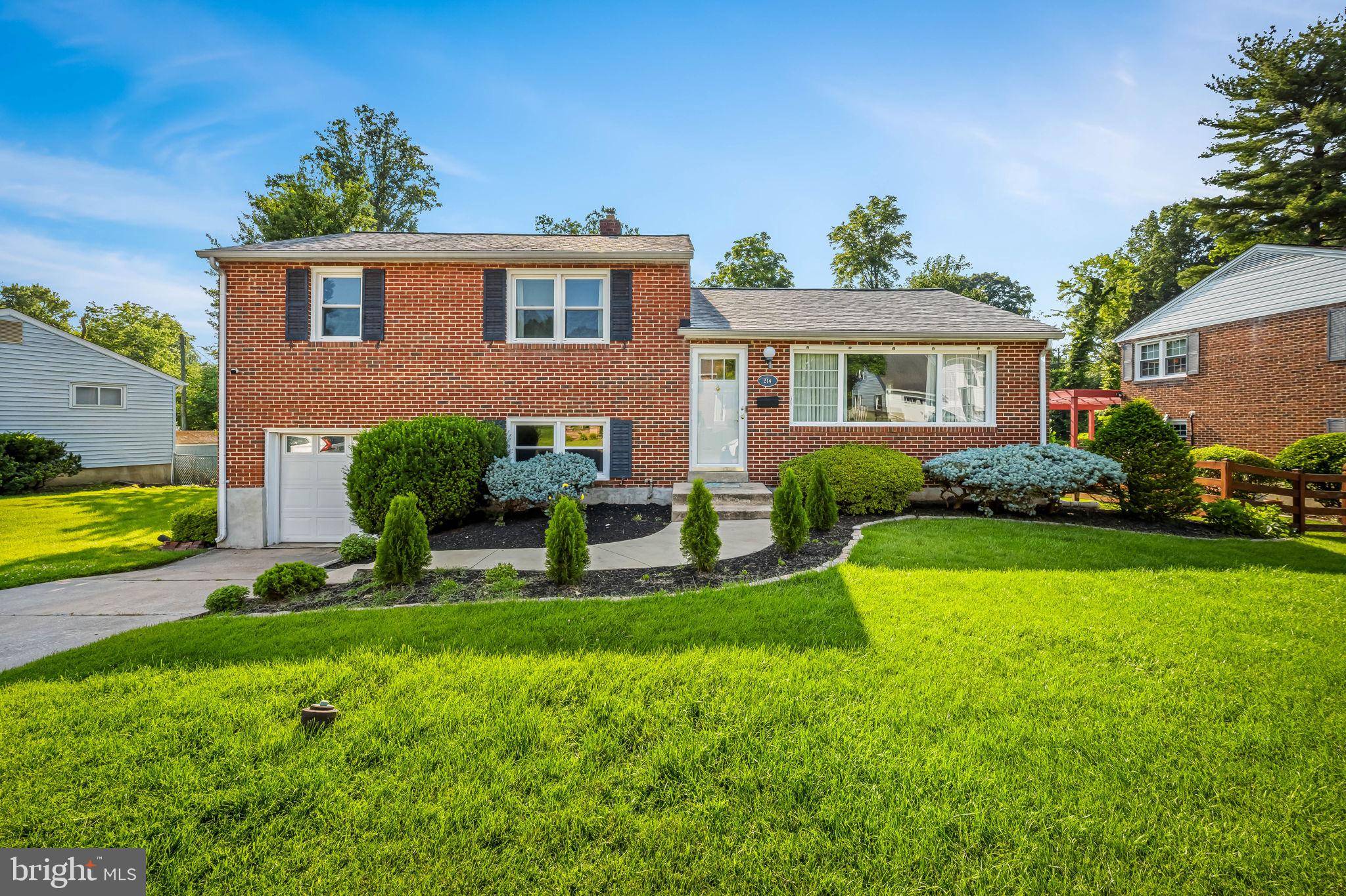 Catonsville, MD 21228,214 BROOKSIDE DR