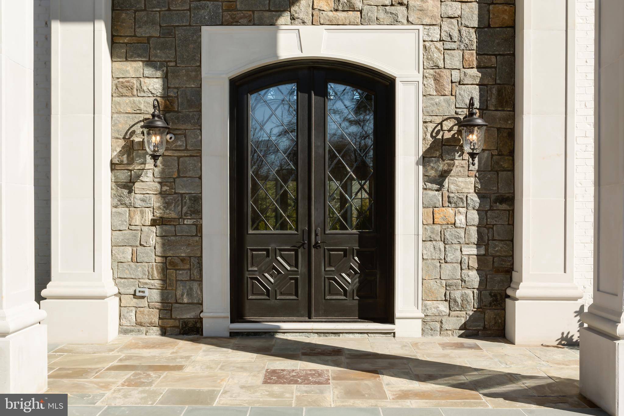 Mclean, VA 22101,1181 BALLANTRAE LN