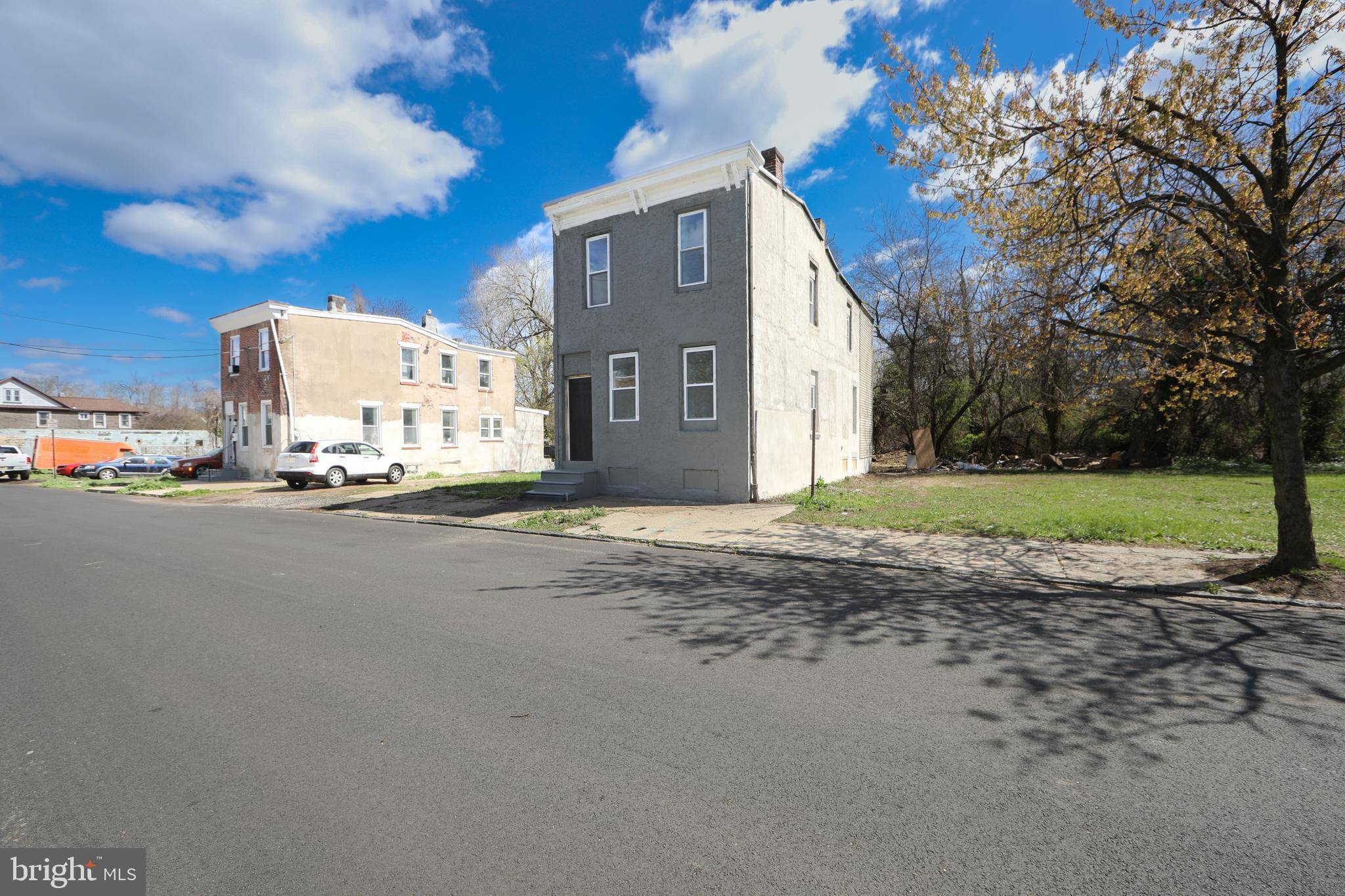 Camden, NJ 08104,1744 S 6TH ST