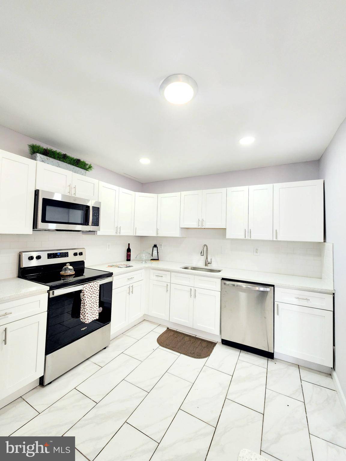 Clayton, NJ 08312,228 E CLAYTON AVE