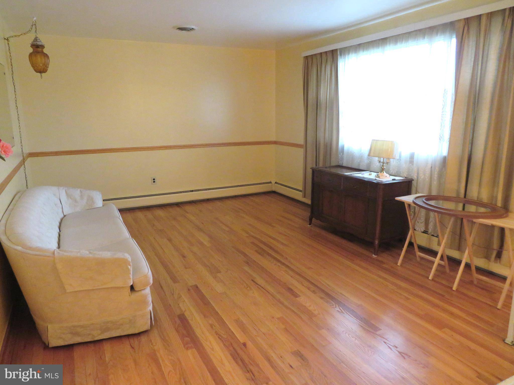 Upper Marlboro, MD 20772,9528 MONTROSE ST