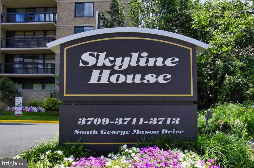Falls Church, VA 22041,3713 S GEORGE MASON DR #1601