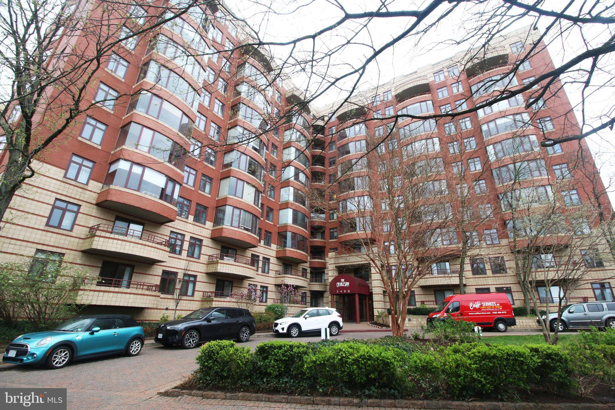 Arlington, VA 22201,2400 CLARENDON BLVD #615
