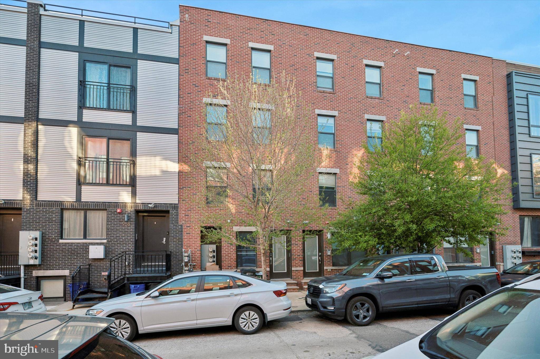 Philadelphia, PA 19123,970 N MARSHALL ST #1