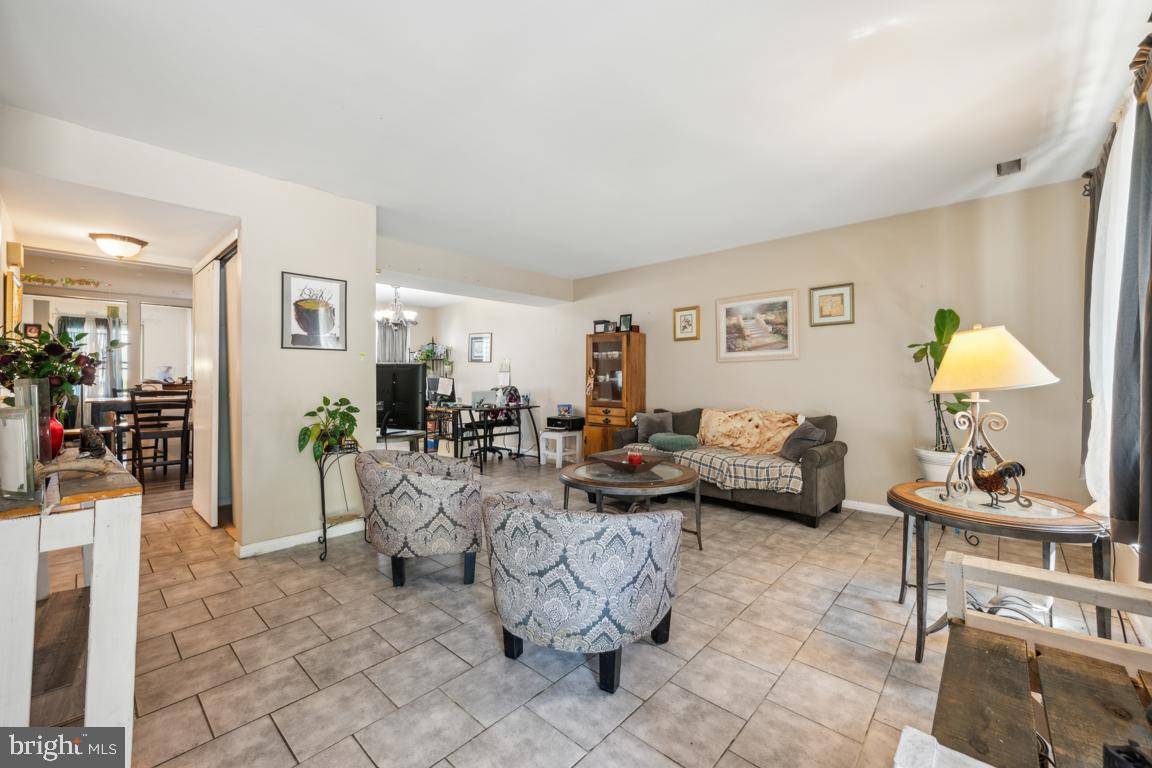 Mount Laurel, NJ 08054,143 BANWELL LN