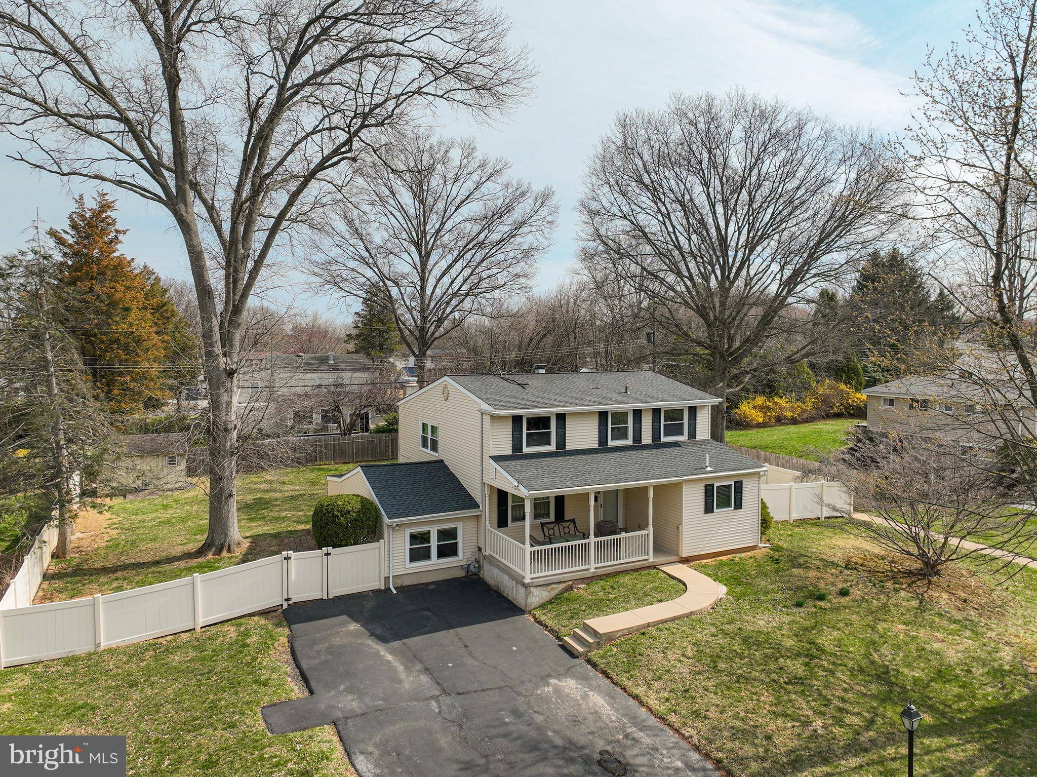 Blue Bell, PA 19422,1649 THAYER DR