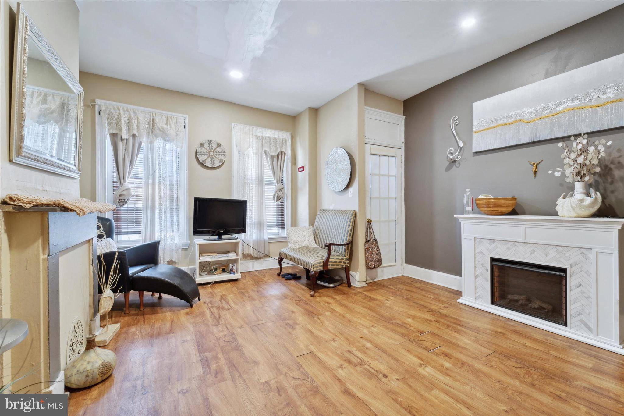 Philadelphia, PA 19121,2505 SHARSWOOD ST
