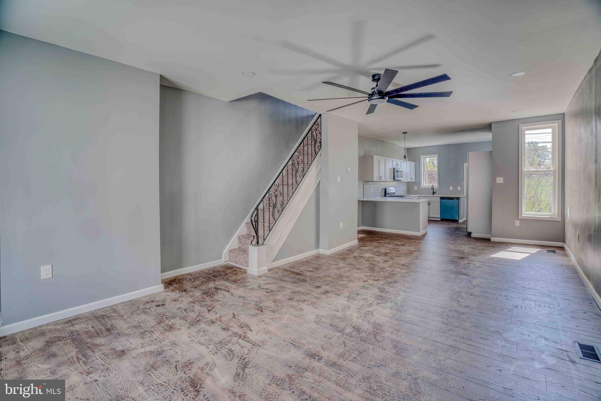 Philadelphia, PA 19149,5721 LEONARD ST
