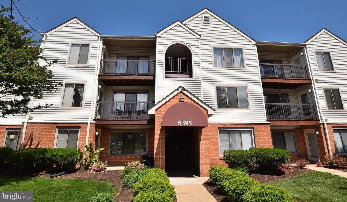 Manassas, VA 20110,8395 BUTTRESS LN #302