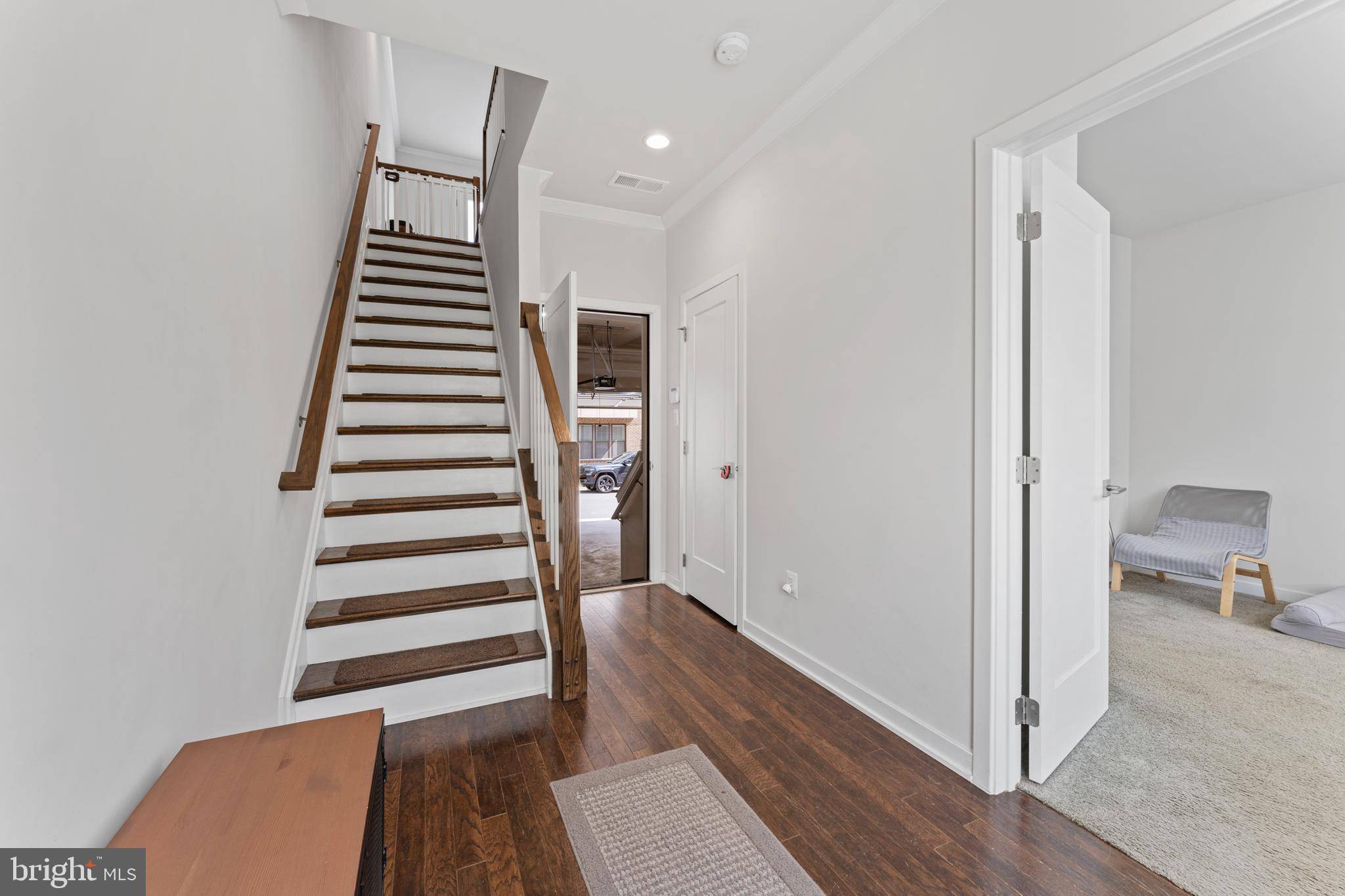 Chantilly, VA 20151,4619 QUINNS MILL WAY