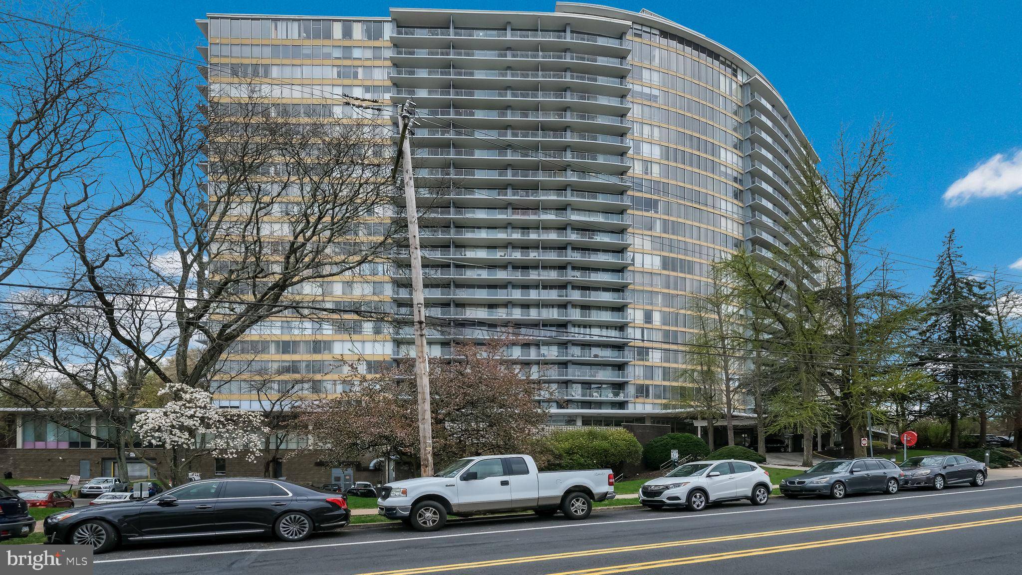 Philadelphia, PA 19131,3900 FORD RD #11J