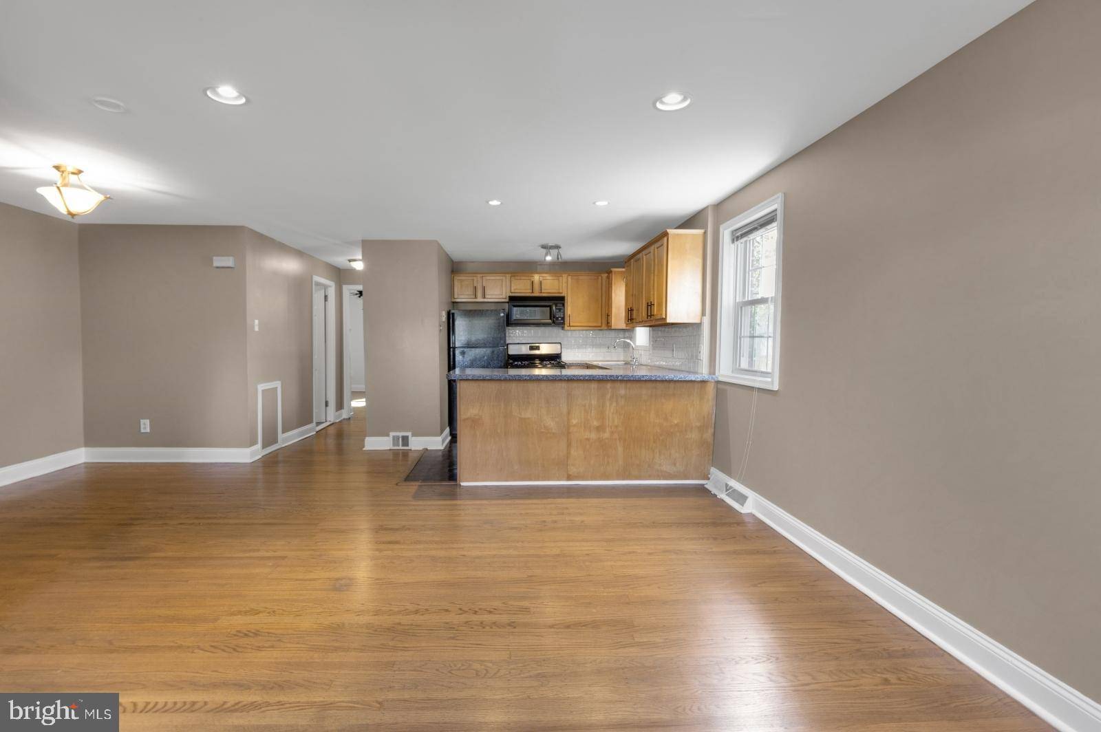 Philadelphia, PA 19128,5443 HOUGHTON PL #1