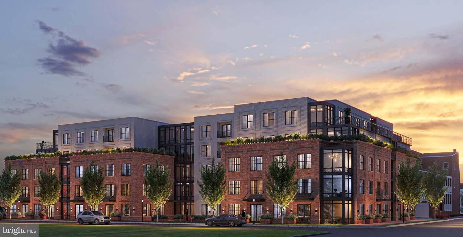 Alexandria, VA 22314,811 N COLUMBUS ST #101