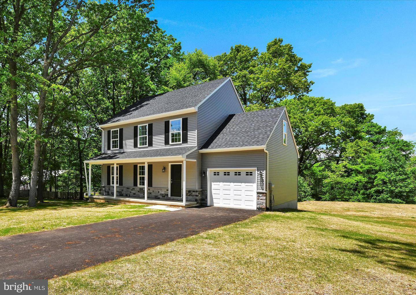 Carlisle, PA 17013,1 FAMILY DR