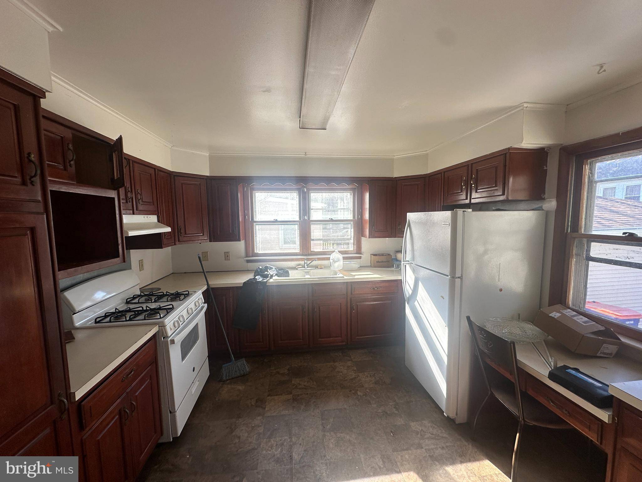 Millville, NJ 08332,86 MAIN ST W