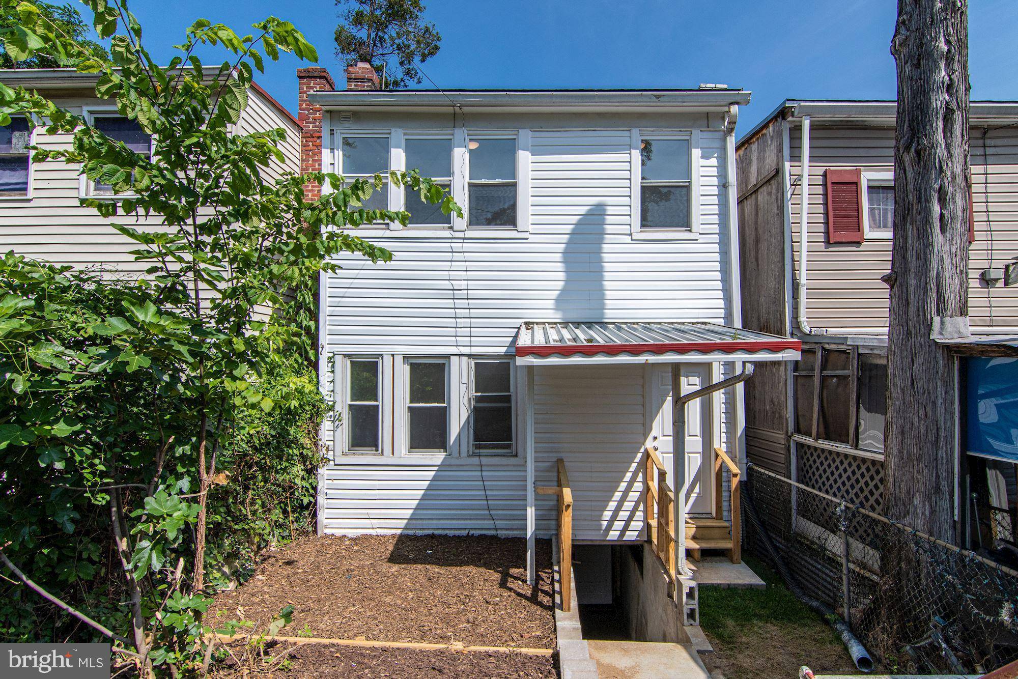Washington, DC 20020,2413 MINNESOTA AVE SE