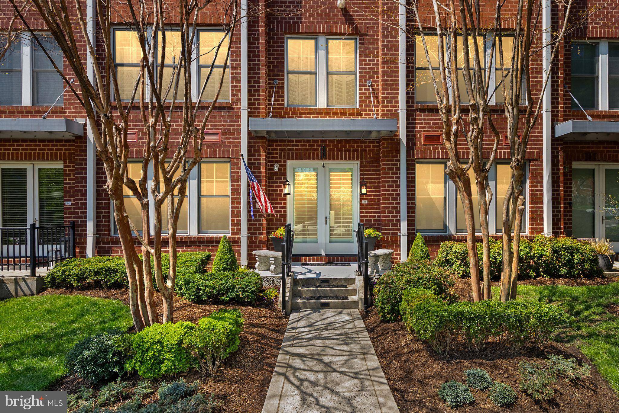 Arlington, VA 22209,1418 N RHODES ST #B105
