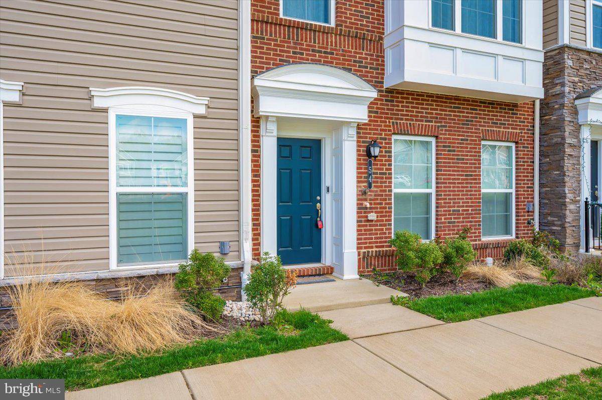 Gaithersburg, MD 20878,54 GARDEN MEADOW PL