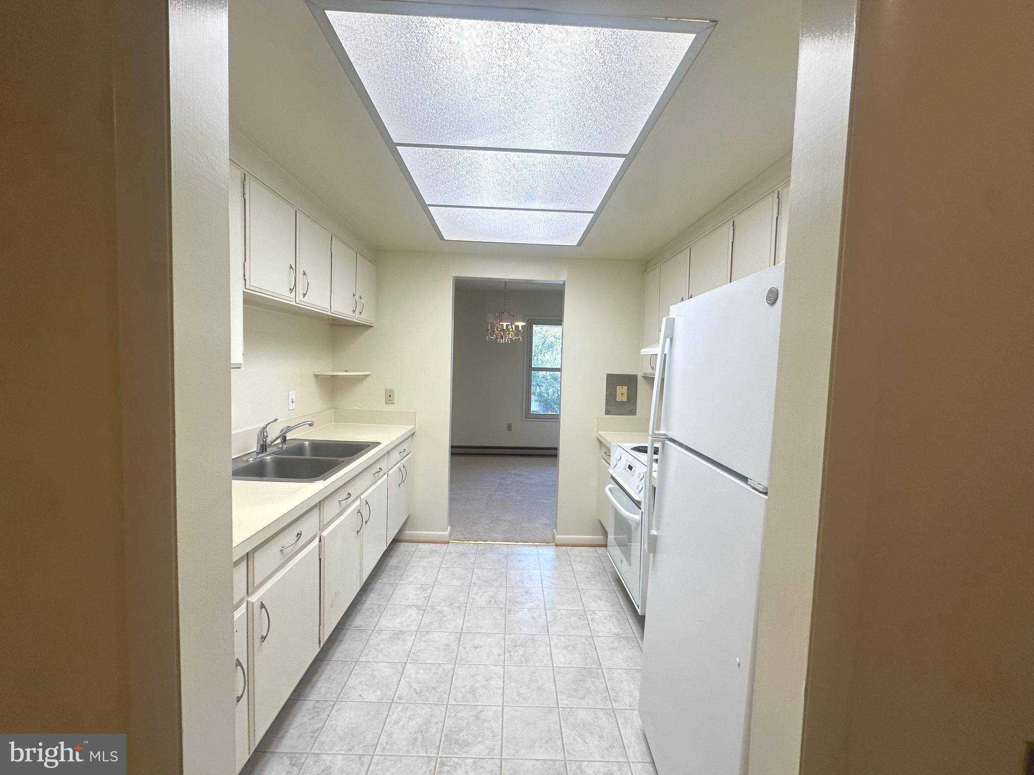 Silver Spring, MD 20906,3400 GLENEAGLES DR #73-3E