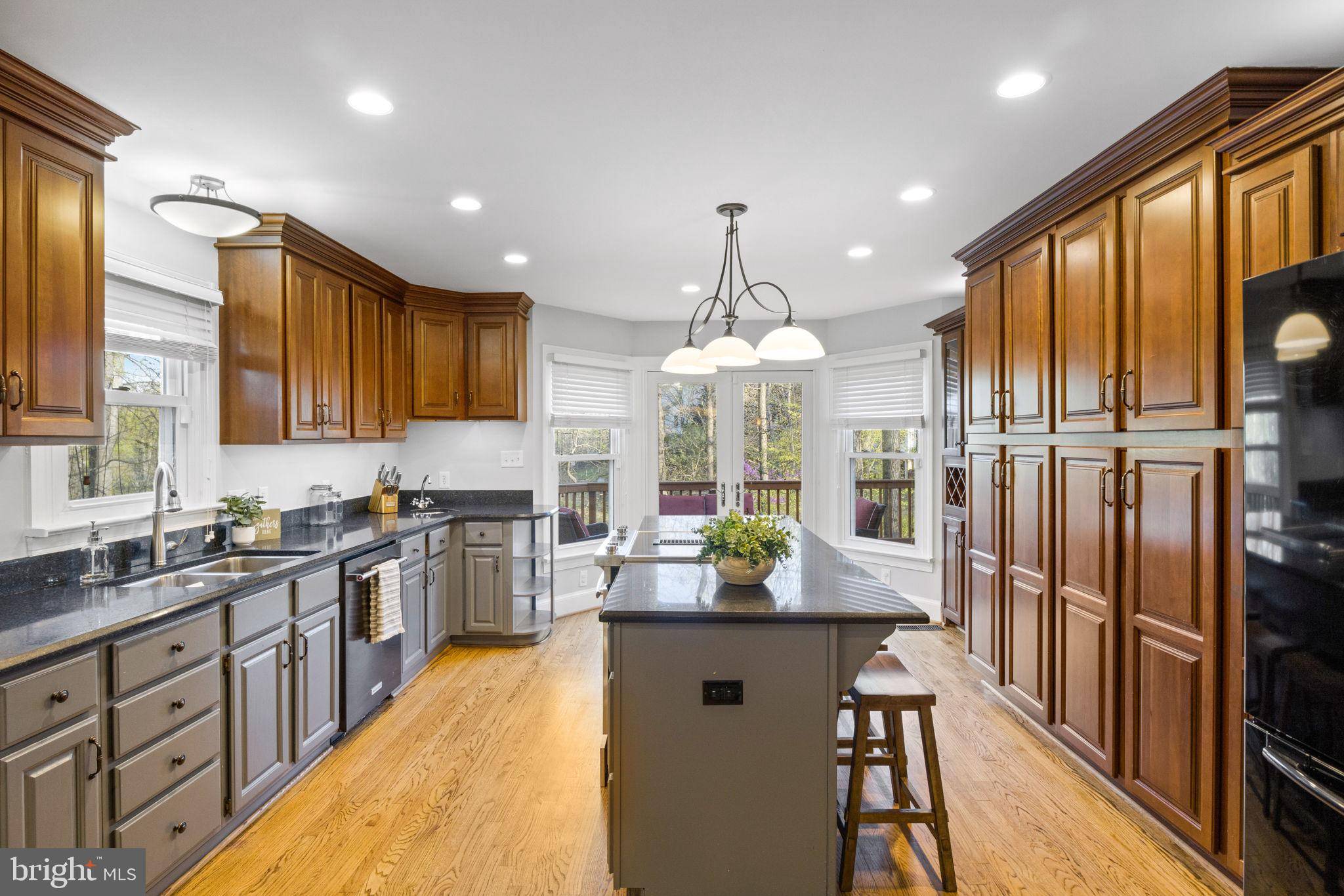 Fairfax, VA 22033,12717 MELVILLE LN