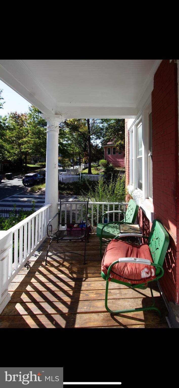 Washington, DC 20011,1527 BUCHANAN ST NW