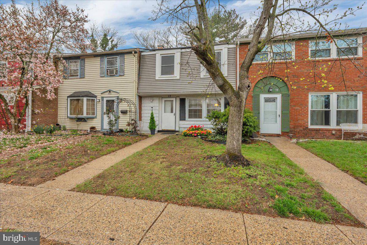 Willingboro, NJ 08046,12 ROXBURN PL