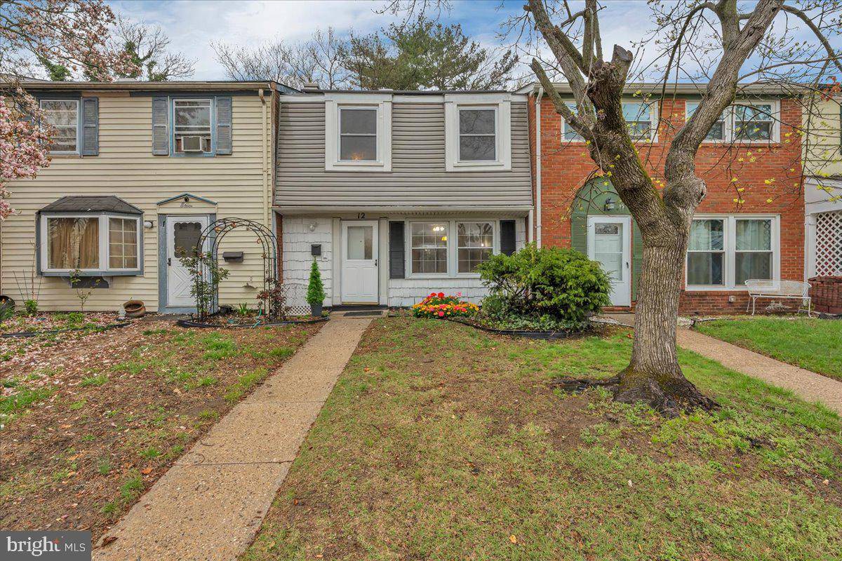 Willingboro, NJ 08046,12 ROXBURN PL