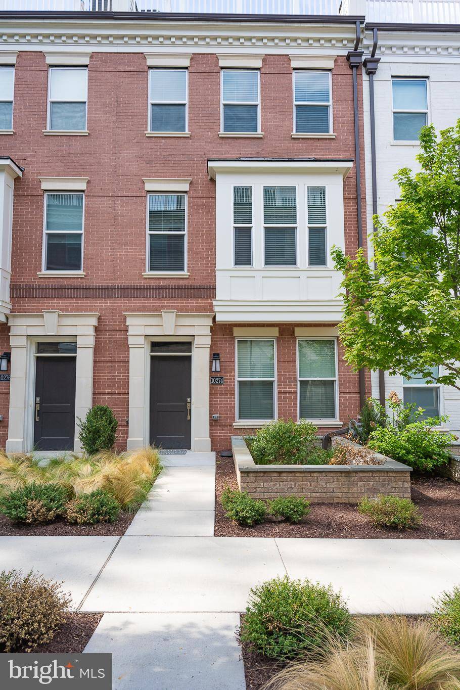 North Bethesda, MD 20852,10274 GROSVENOR PL