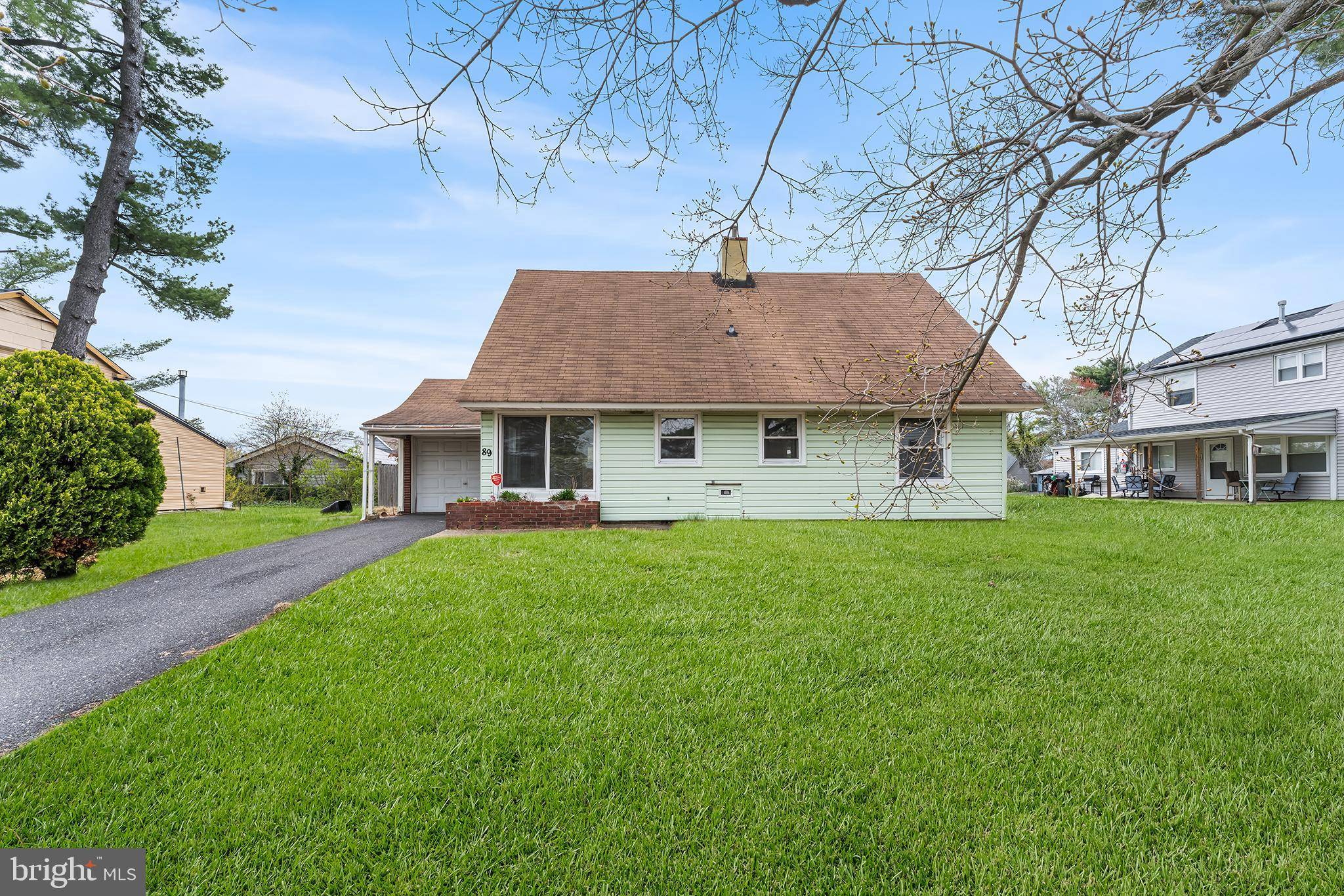Willingboro, NJ 08046,89 BROOKLAWN DR