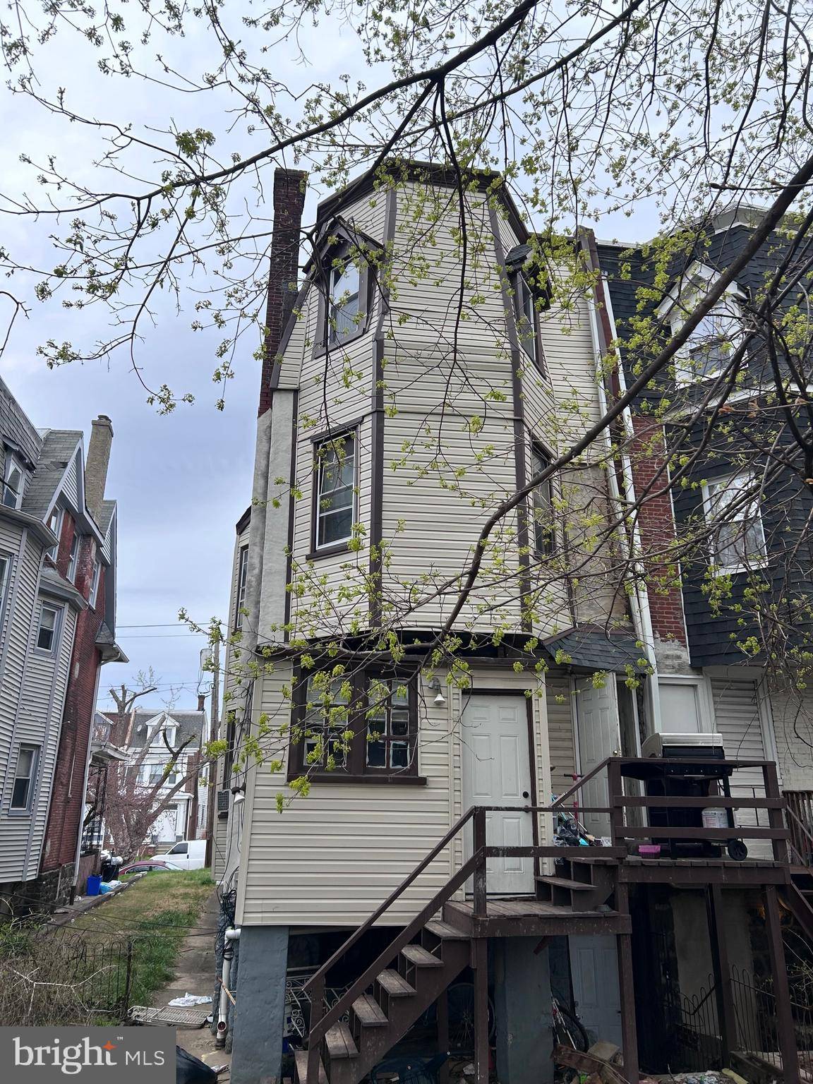 Philadelphia, PA 19151,6146 W COLUMBIA AVE