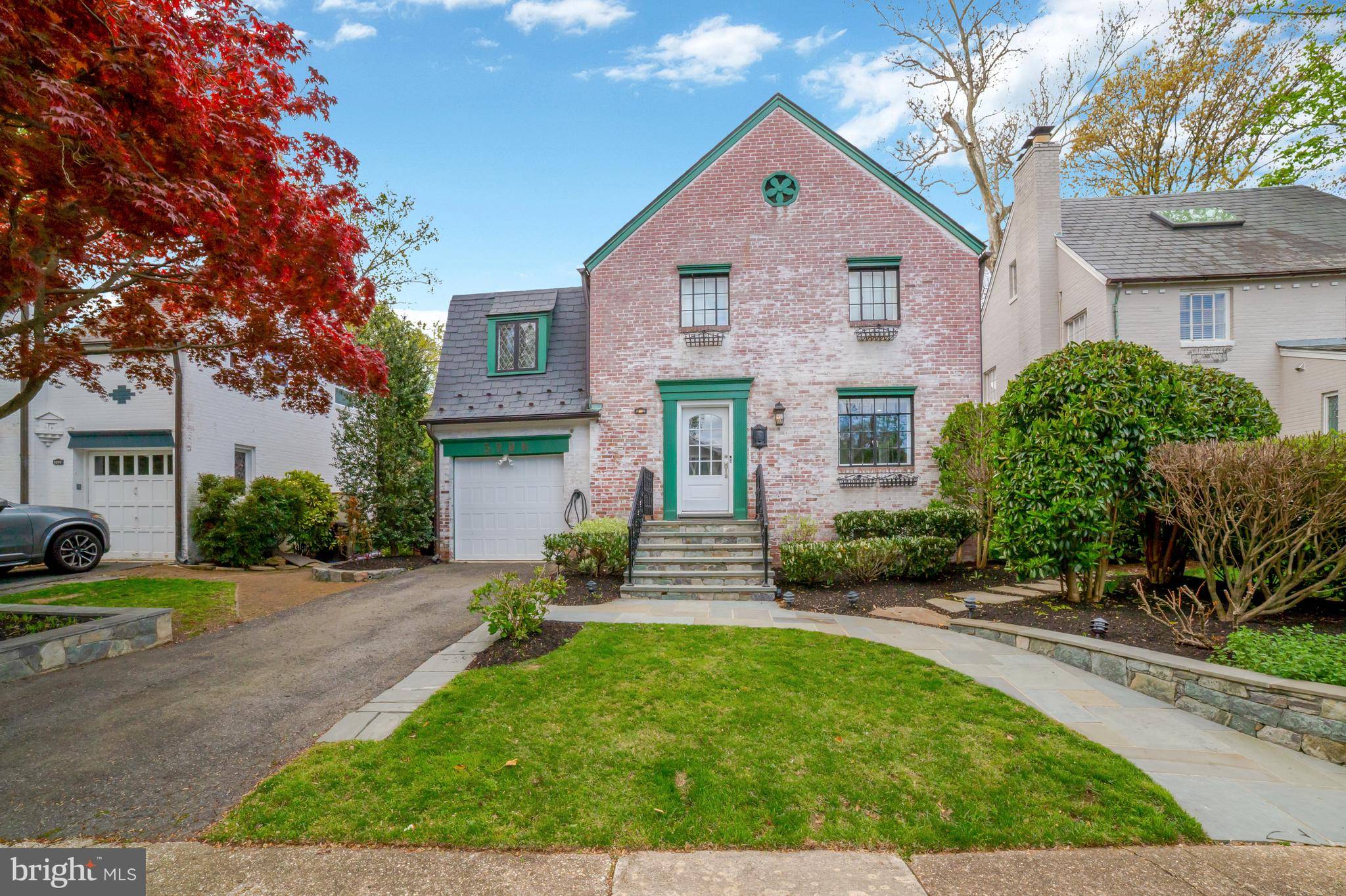 Arlington, VA 22201,3206 19TH ST N