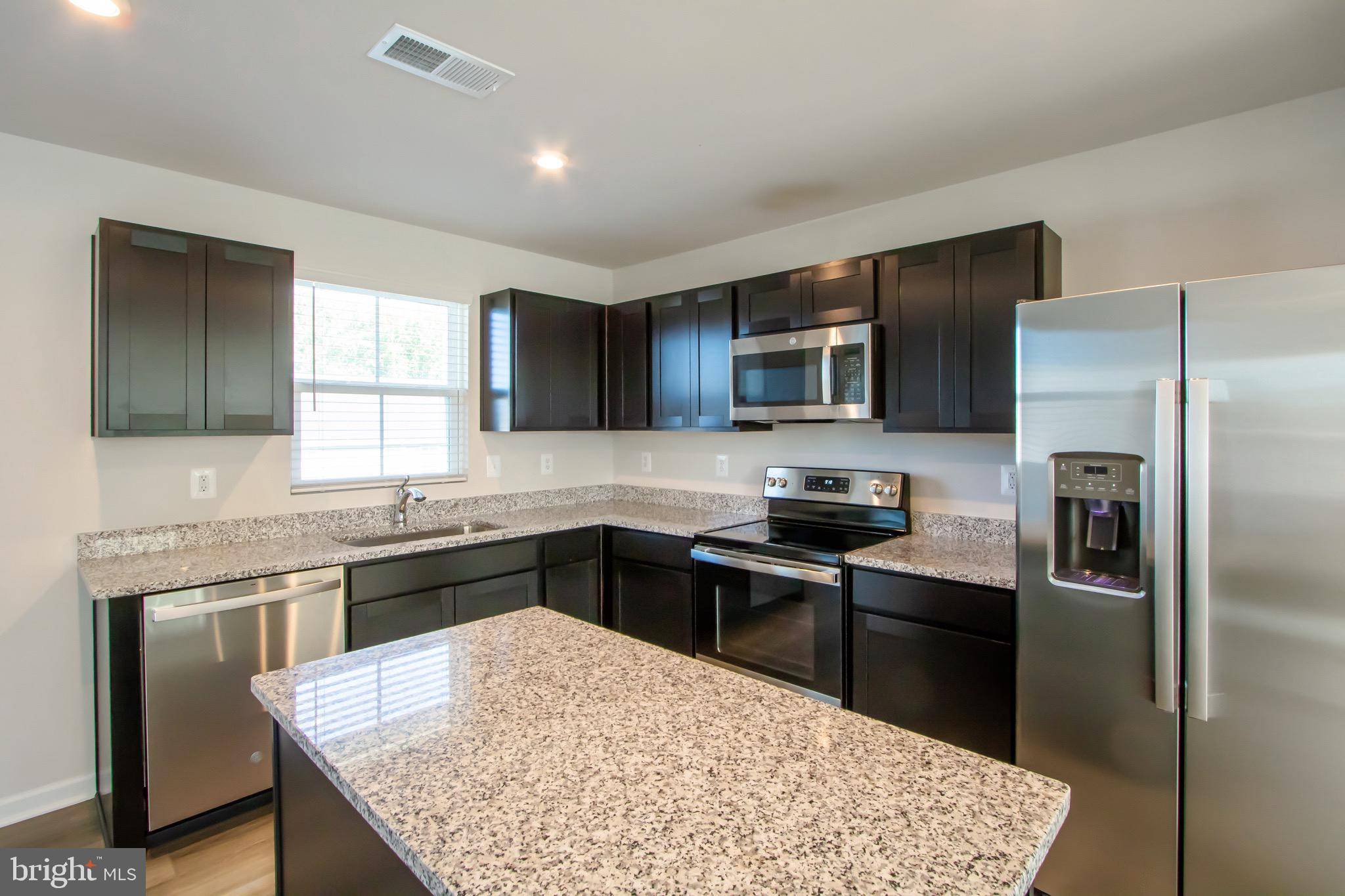 Ruther Glen, VA 22546,18220 CAPITAL CT