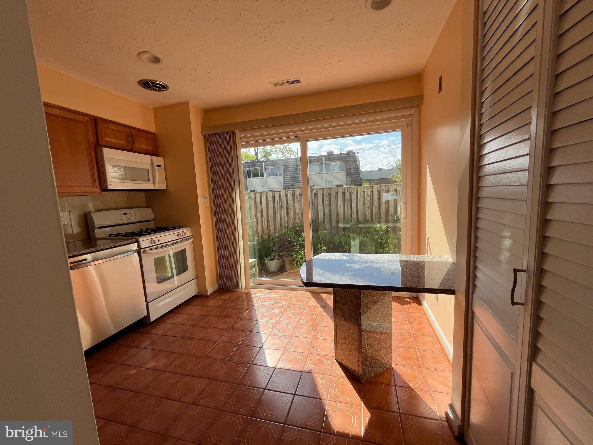 Pikesville, MD 21208,7316 PARK VILLAGE CT #7316