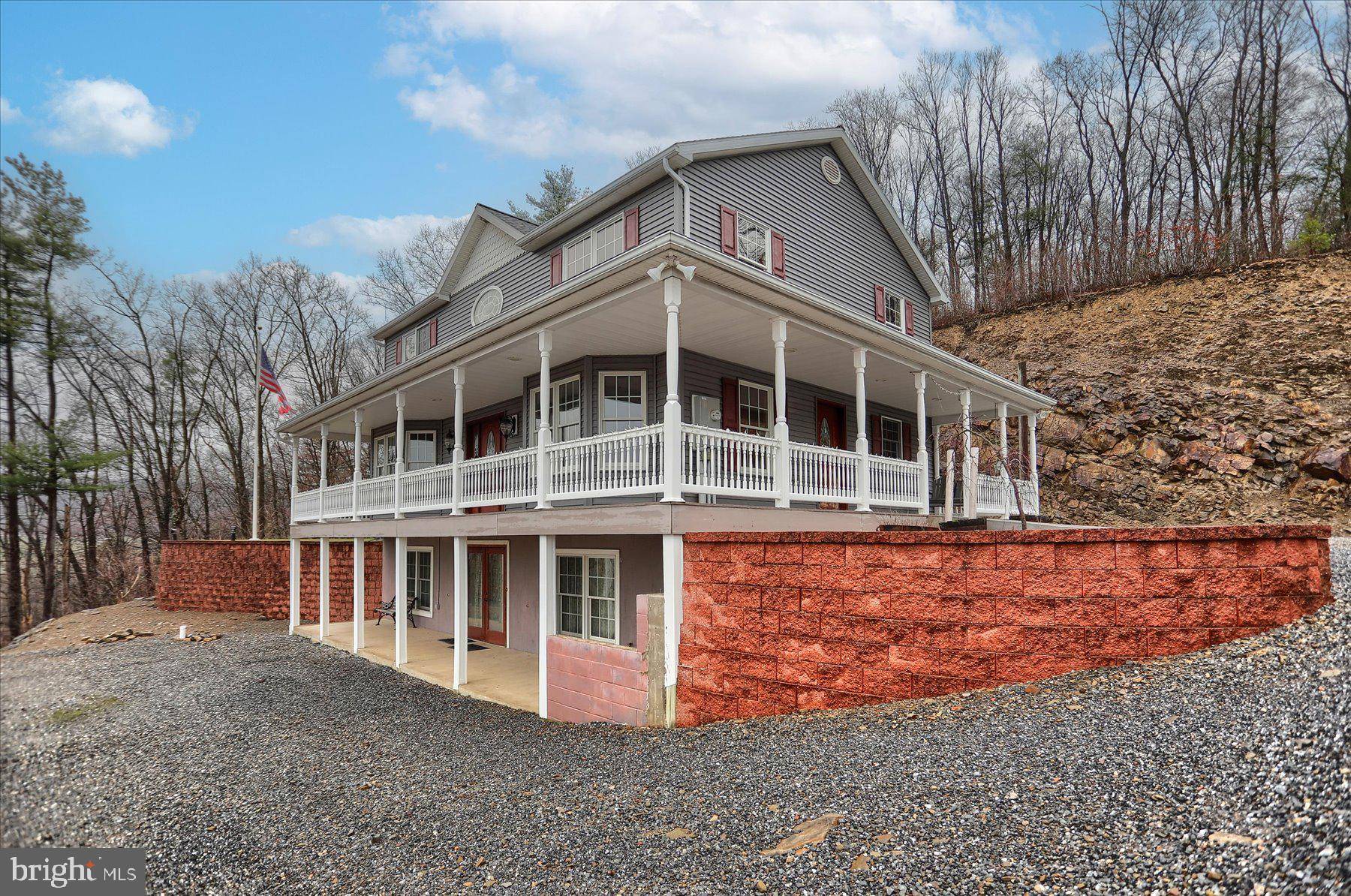 Mount Pleasant Mills, PA 17853,7848 ROUTE 104