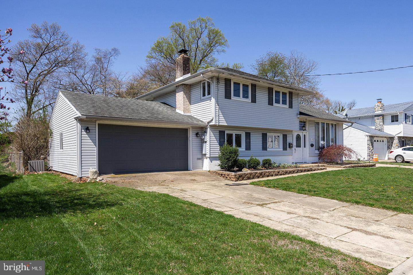 Glendora, NJ 08029,35 LILLIAN PL