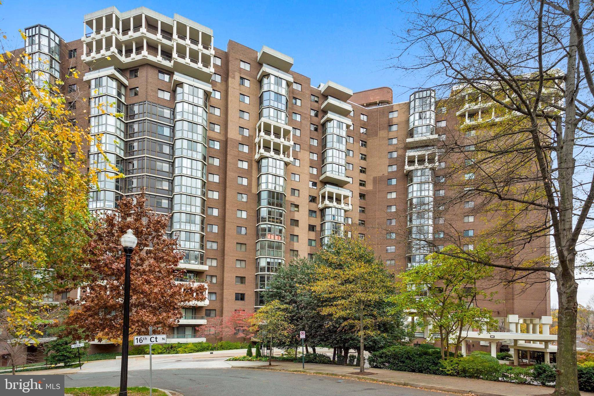 Arlington, VA 22209,1600 N OAK ST #415