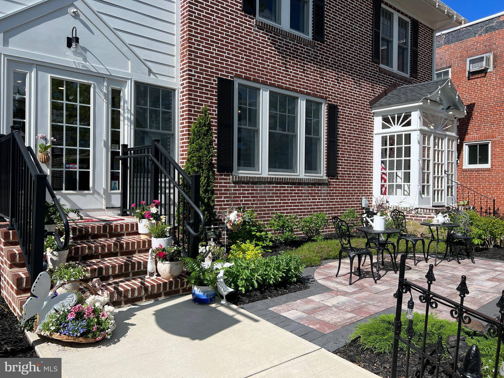 Lewes, DE 19958,104 2ND ST