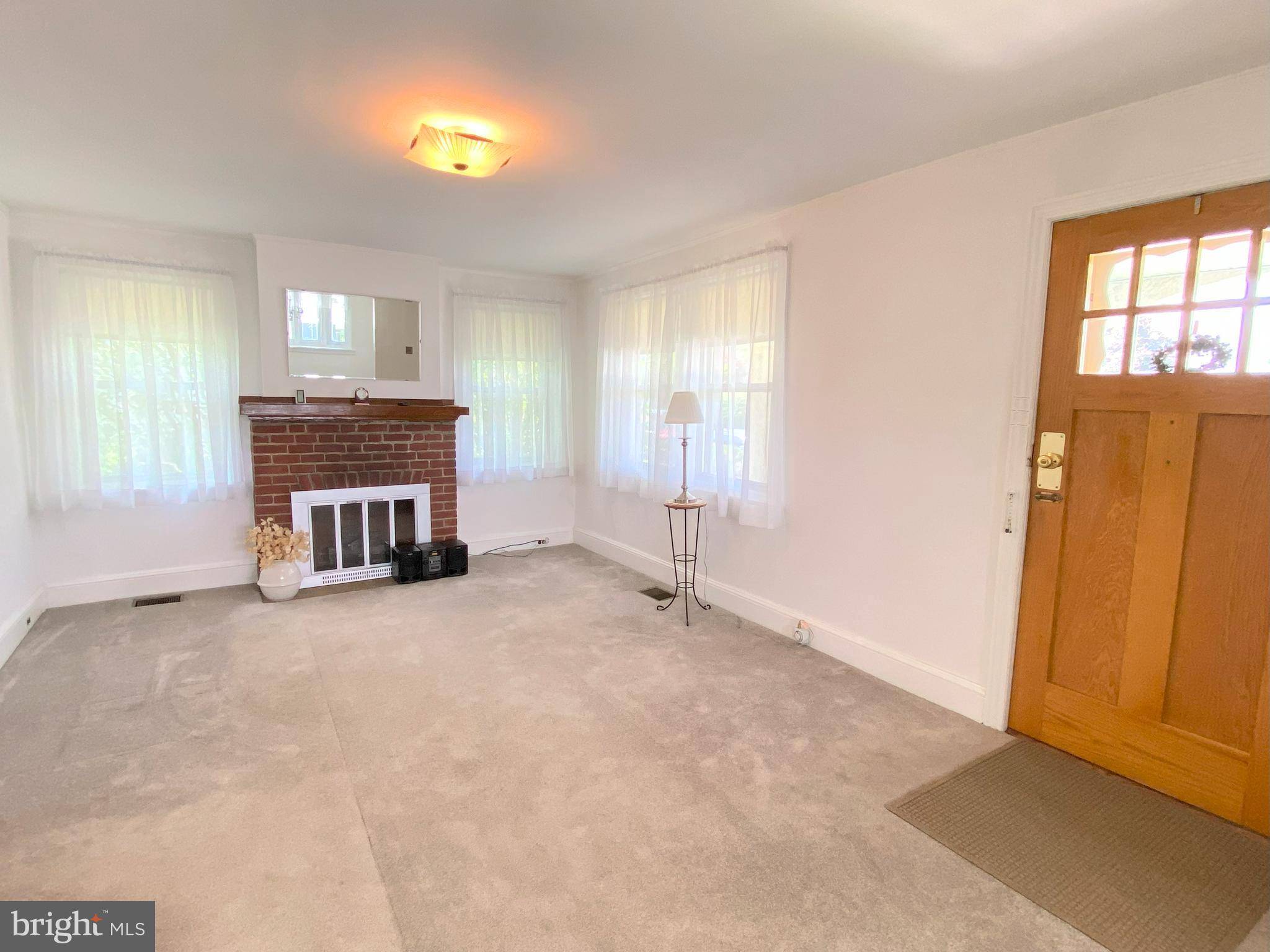 Havertown, PA 19083,433 KATHMERE RD