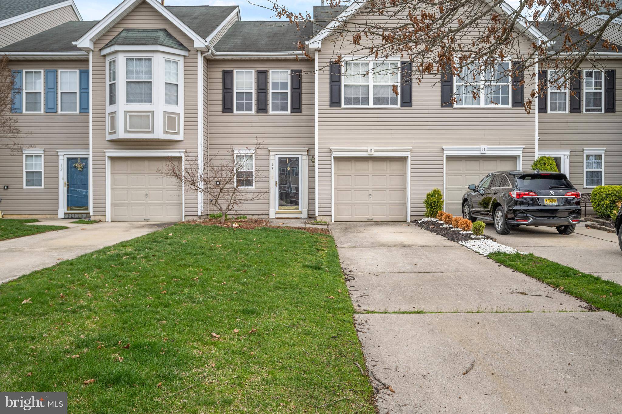 Blackwood, NJ 08012,13 VALLEYBROOK CT