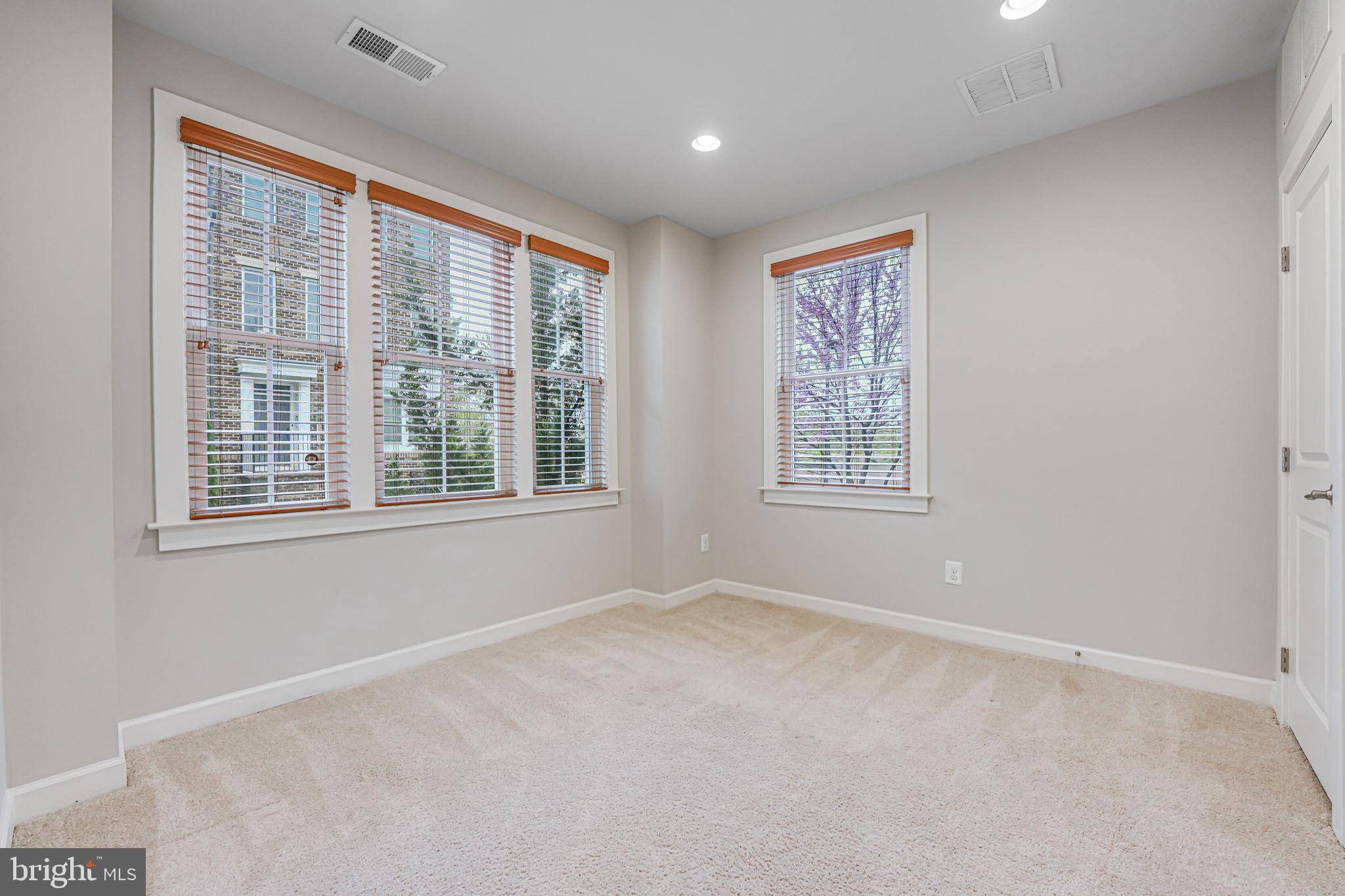 Fairfax, VA 22030,11350 RIDGELINE RD