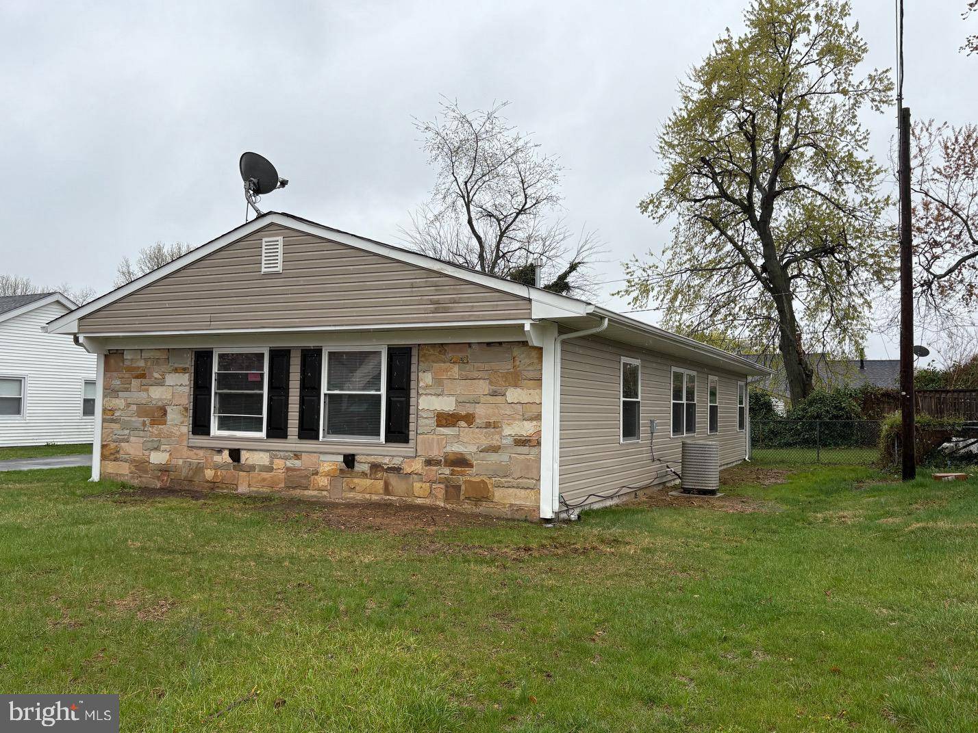 Willingboro, NJ 08046,47 ELMWOOD LN