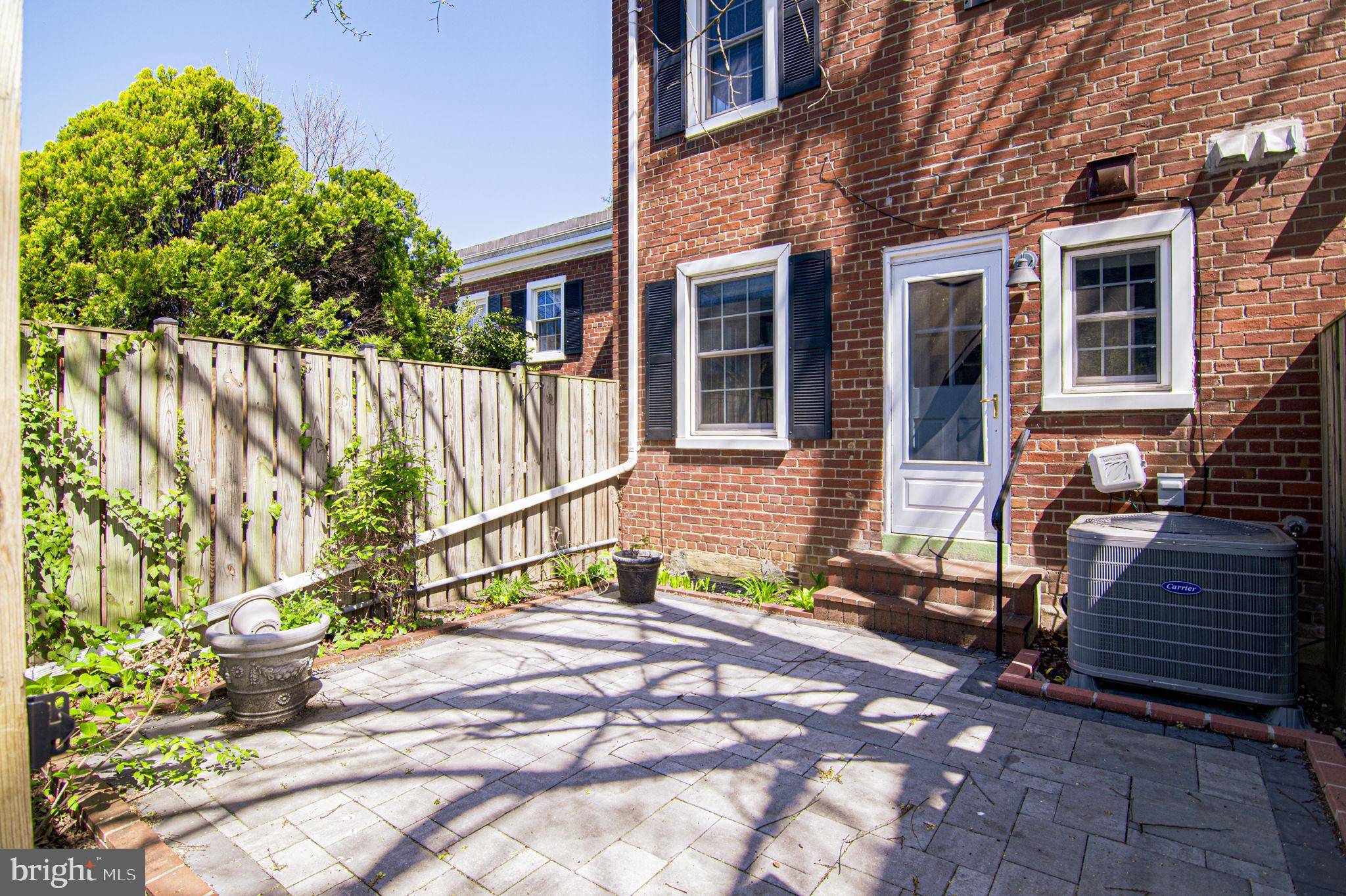 Arlington, VA 22206,4237 32ND RD S