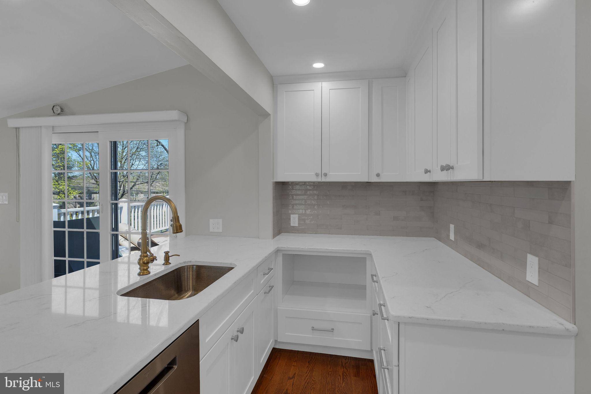 Doylestown, PA 18901,77 DAVIS RD