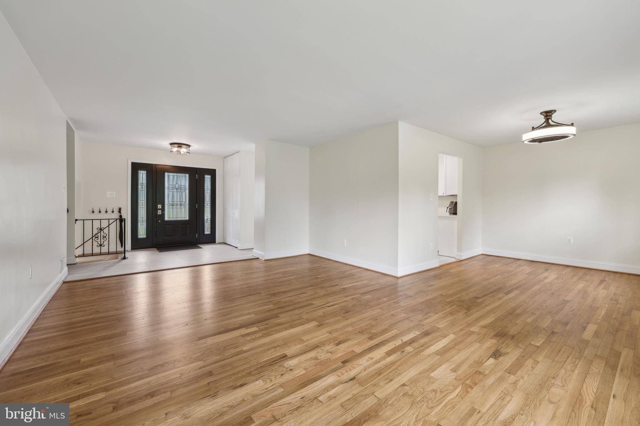 Annandale, VA 22003,4907 CHANTICLEER AVE