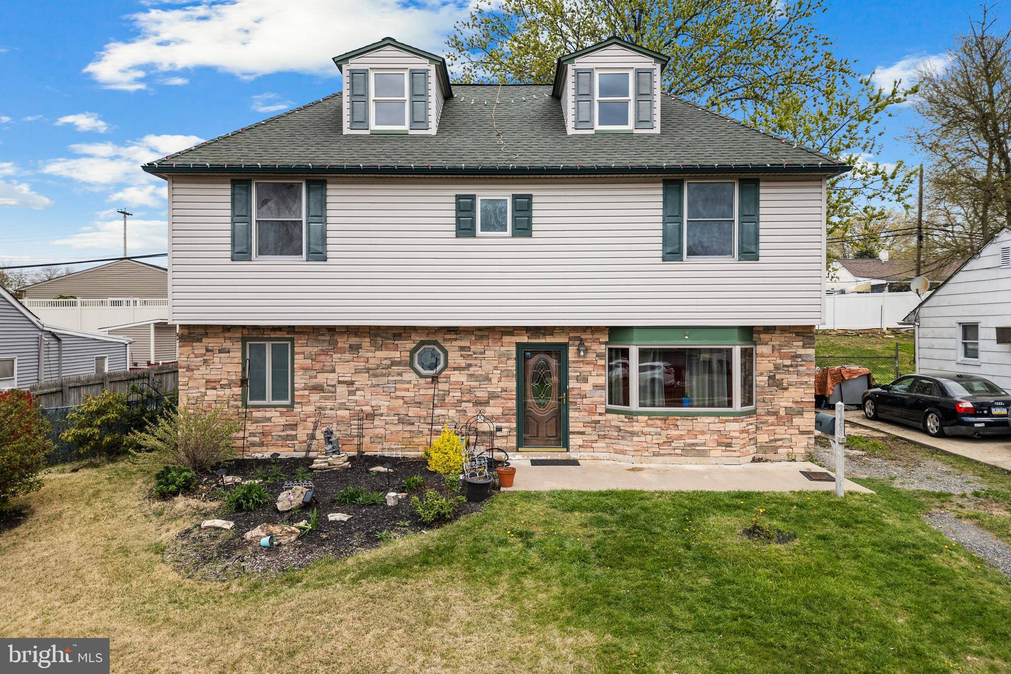 Bensalem, PA 19020,2748 BELLVIEW DR
