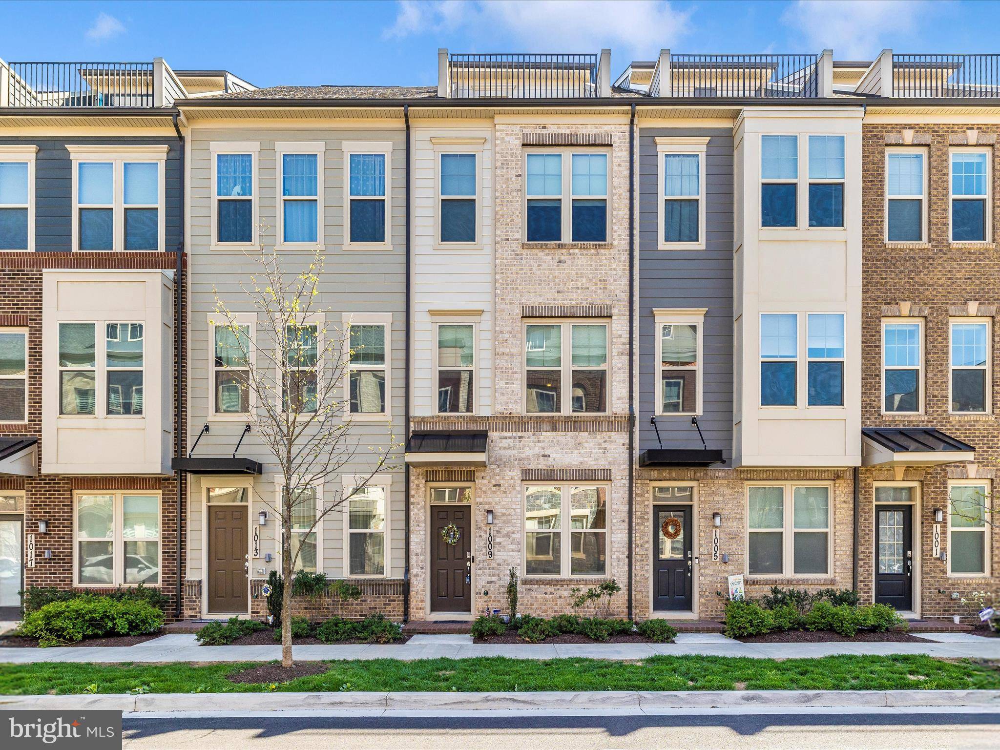 Gaithersburg, MD 20878,1009 ROCKWELL AVE