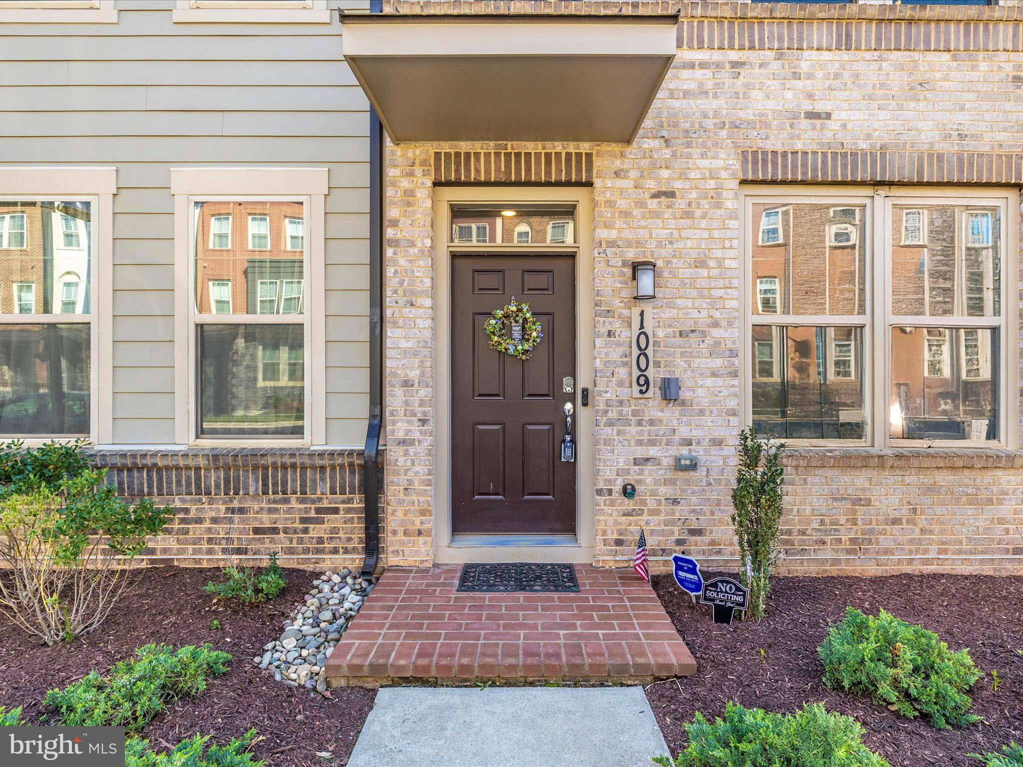 Gaithersburg, MD 20878,1009 ROCKWELL AVE
