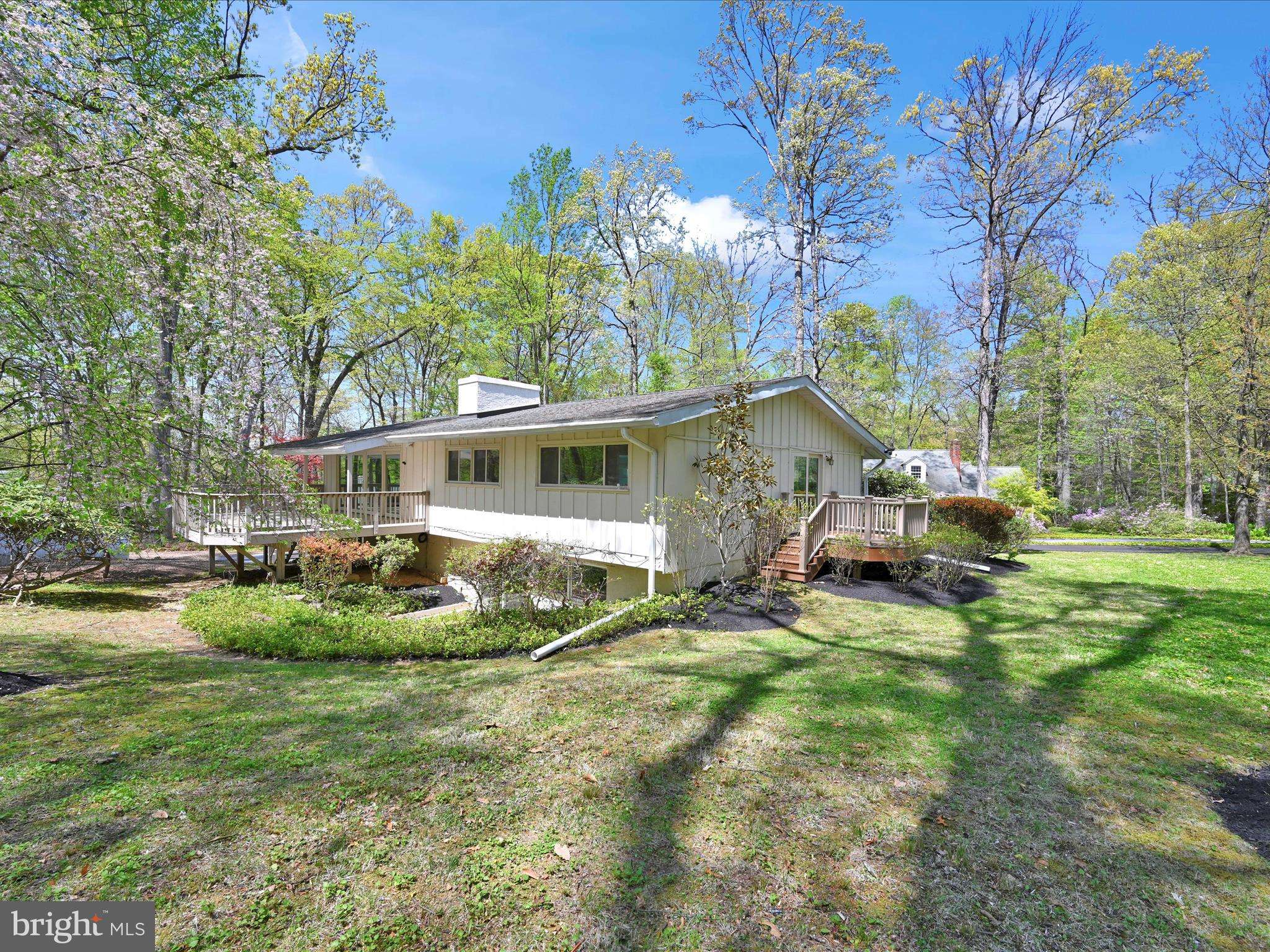 Wayne, PA 19087,694 TROWILL LN